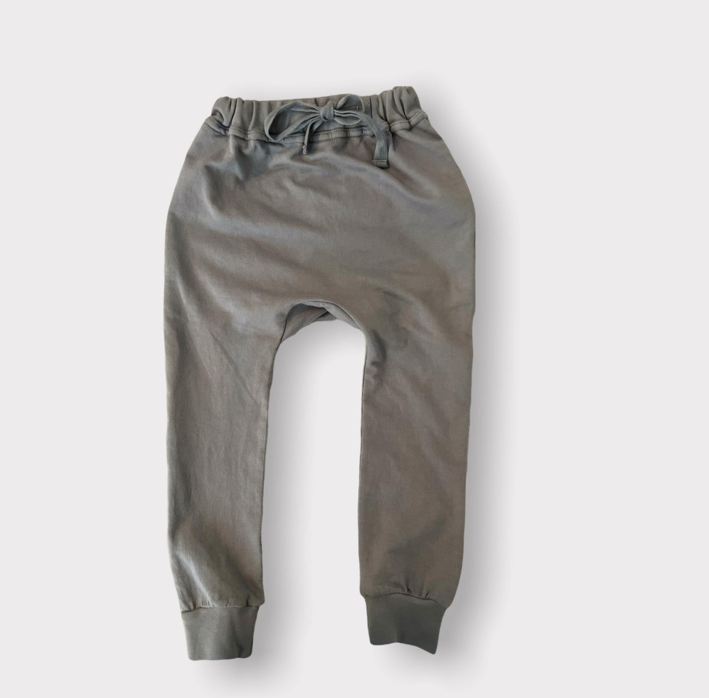 Boy&#39;s Organic Joggers (MISLABELED) Size 6/7 but labeled as 8/9